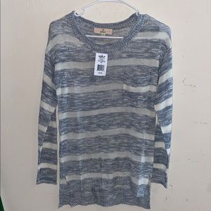 Stripped long sleeve shirt